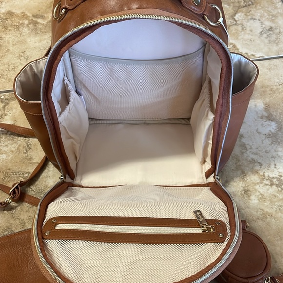 Itzy Ritzy Diaper Bag & Crossbody Set - Picture 2 of 9